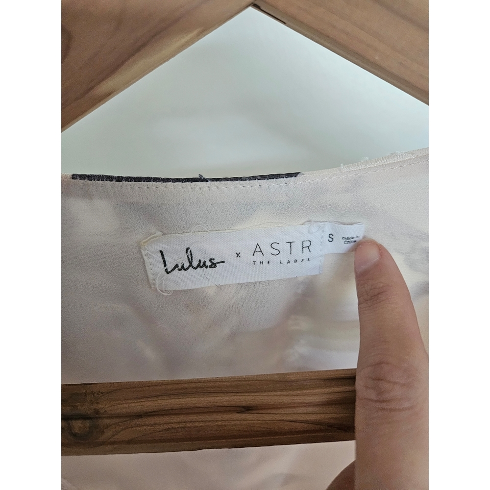 Lulus x ASTR the Label Blush Floral Jeanae Bodysuit - Picture 4 of 5